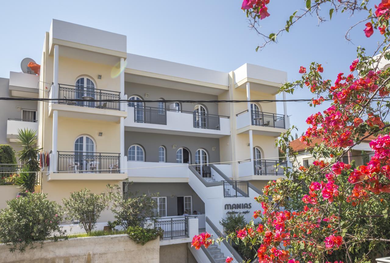 Manias Hotel Apartments Agia Marina Exterior foto